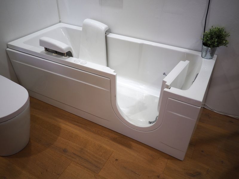 Walk In Tub Service detail